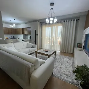 Appartamento Garden Building Luxury, Tirana