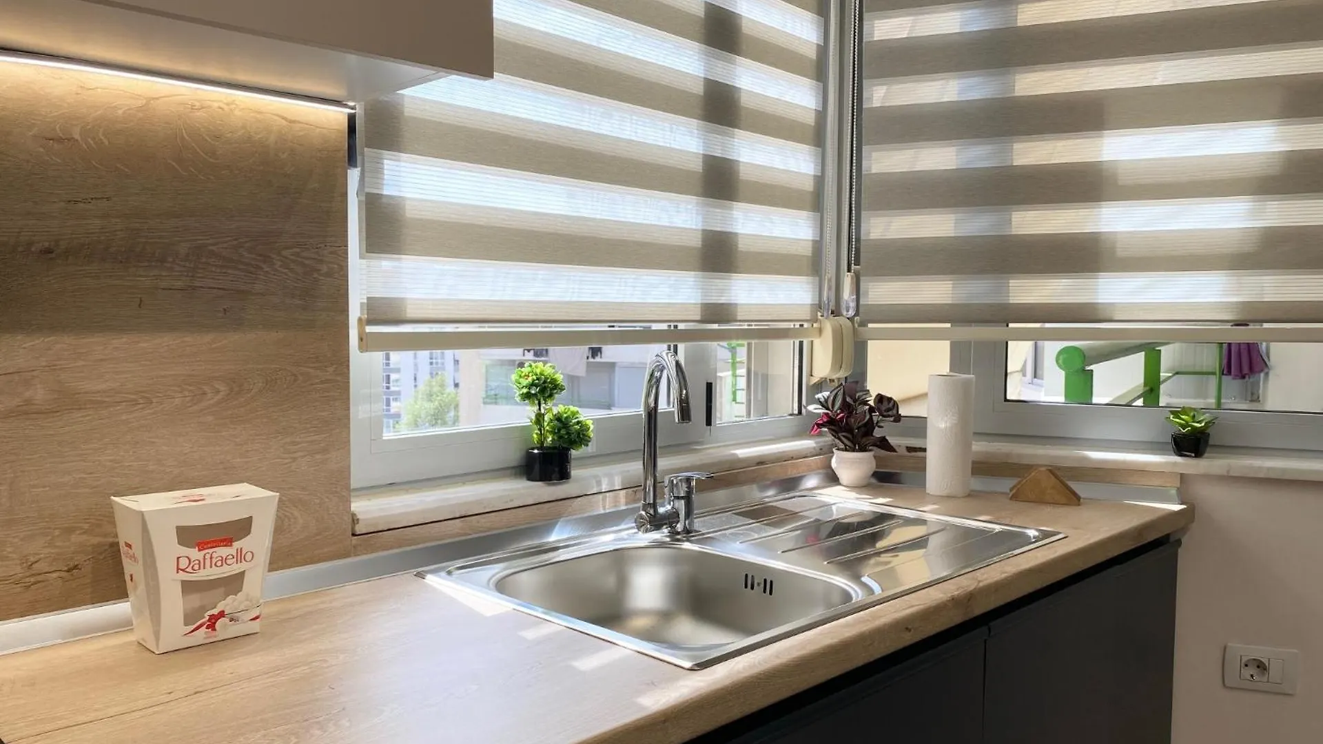 Central Cozy Apartment Tirana Albania
